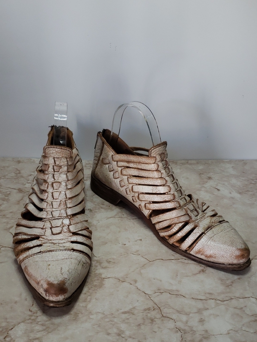 Bed Stu Las Cruces Cream And Tan Distressed Braided Leather Cutout Flats 10